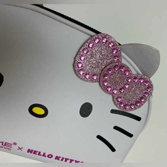 NWT 💖 HELLO KITTY Y2K Cutie Makeup Pouch - Picture 9 of 11
